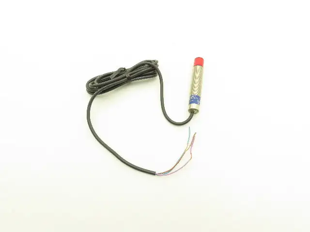 Telemecanique XU2M18KP340W-T Photoelectric Sensor Right Angle 18mm 12-24v