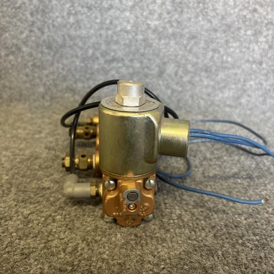 Used Versa VPG-4322-UG-21 Solenoid Valves California US | Davliegogo LLC #1707429