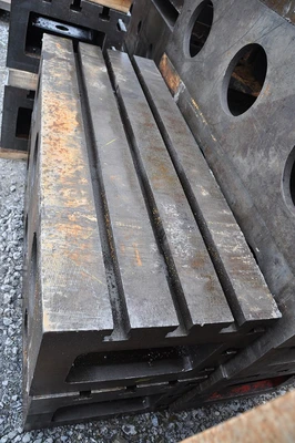 Clamping bloc 1550 x 600 x 450 mm