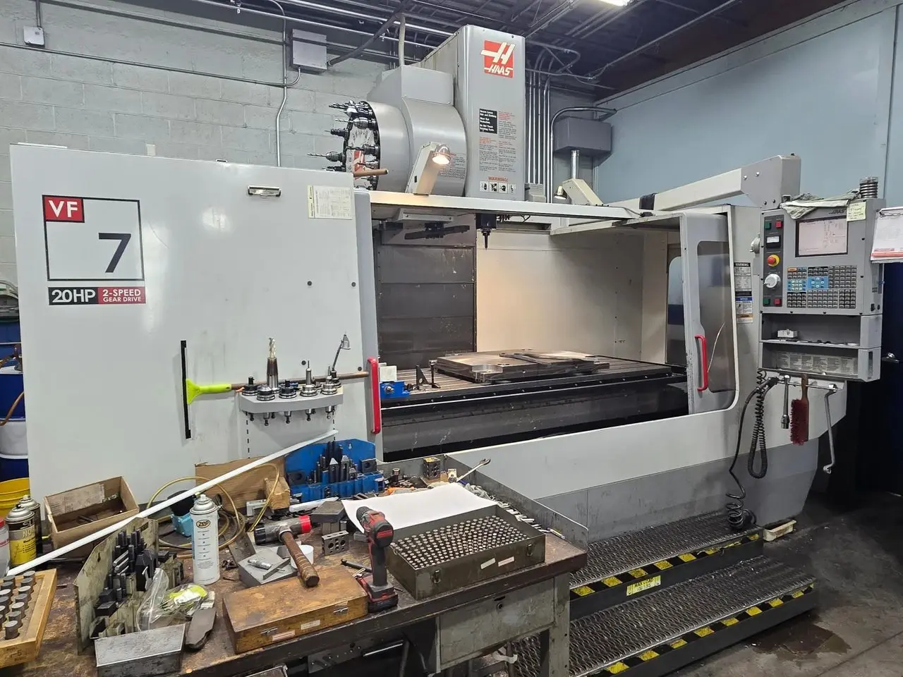 Used 2004 HAAS VF-7B/40 Vertical Machining Centers Ohio US | Toolquip, Inc. #1557978