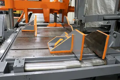 USED 2006 HEM VT130HA-60SS (SMART SAW)
