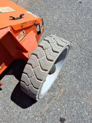 Used 2015 JLG E400AJPN Articulating Boom Lifts North Carolina US | Stack Equipment #1331976