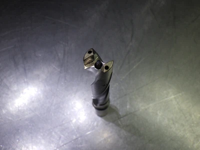 Kennametal .641" Coolant Thru 5xD Drill 3/4" Shank KSEM0641R5SS075 (LOC987B)