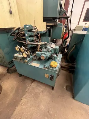 USED 1987 TOYODA GUP-32 X 100 II