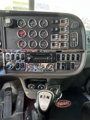 Used 2013 PETERBILT 389 Dump trucks California US | Lillo Machinery #1403802