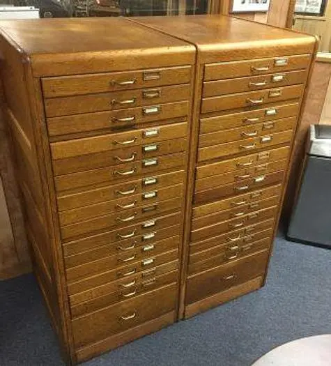 2731-385 Antique Liberty Bureau Makers Oak Multi-Drawer Flat File Cabinet Circa 1930