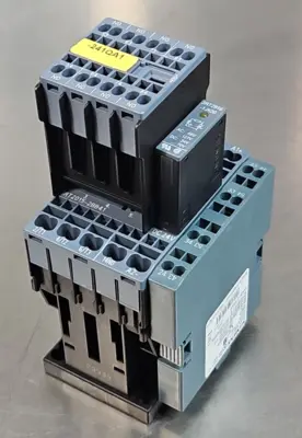 USED Siemens 3RH2911-2XA40-0MA0