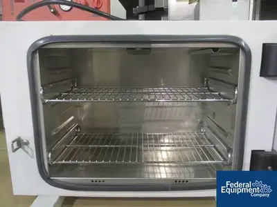 USED BINDER Binder Oven, Model IP-20