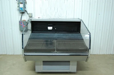 142-0968 Hussmann Q2SSM4S 50" Self Contained Deli Produce Fruit Display Cooler