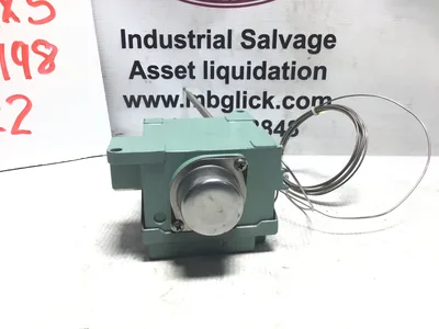 Tyco Thermal AMC-1B CE NEMA 4X LINE-SENSING THERMOSTAT 22 AMPS