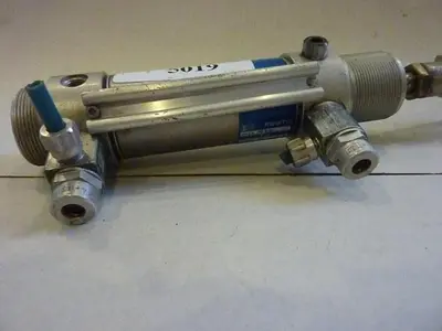 USED FESTO DSW-40-25-P-A