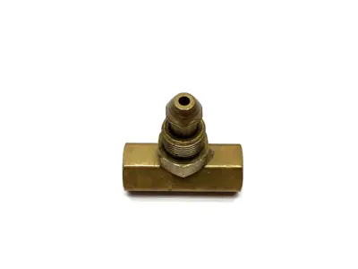 CGA-580 | Unbranded  Brass Cylinder Adapter w/ Valve DAMAGED - Used