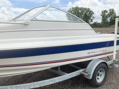 USED 1993 BAYLINER CLASSIC