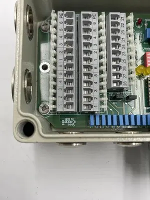 USED K-TRON K-TRON UL94V-0