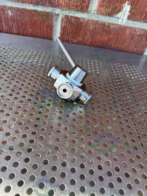 USED GE HEALTHCARE SALVI DN6 668 4-WAY 316 VALVE 18-5758-01 W/ 1/2" SANITARY FITTING