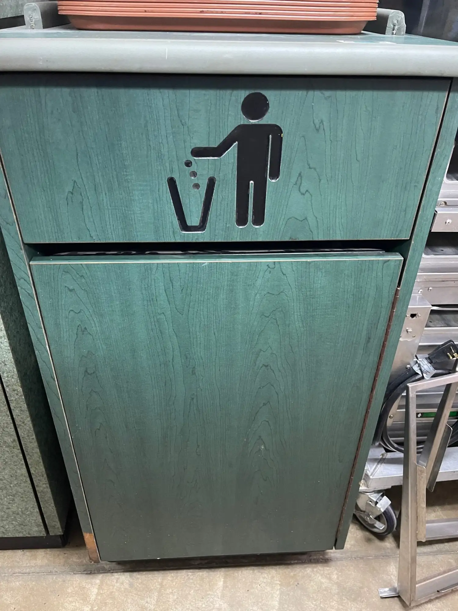 Used Falcon Restaurant Supply Used 25.5" x 25.5" Green Wood Grain Trash Can Receptacle Restaurant Equipment (Miscellaneous) Illinois US | Falcon Restaurant Supply #1375895