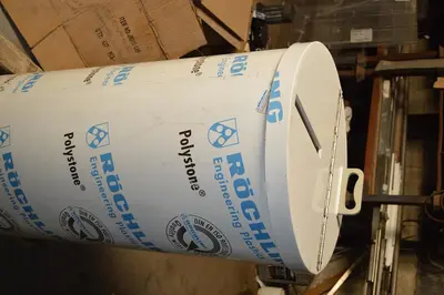 220 L Polypropylene Enclosed Tank