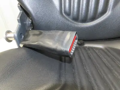 Grammer Forklift Seat Black Vinyl Adjustable Removed From Linde 1114891
