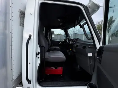 Used 2020 INTERNATIONAL MV Box trucks Florida US | Truck and Van Outlet #1509220