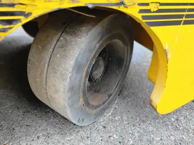 USED 2009 LANDOLL SL80SE90D