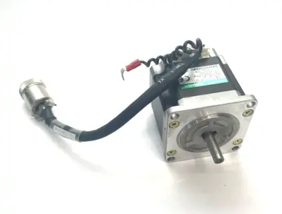Used Sanyo Denki Step-Syn Stepping Motor 1.8º Step IP40 2A 12-200V D.C. Motors Michigan US | Maverick Industrial Sales #1420759