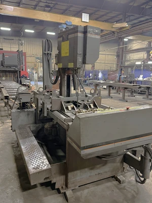 Used 2007 HEM SAW V100HLM-3 SEMI-AUTOMATIC VERTICAL BANDSAW Vertical Band Saws Pennsylvania US | Legacy CNC Machinery, LLC #1184812