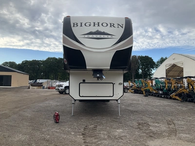 Used 2017 BIGHORN 39FL Campers, Caravans, Motorhomes Michigan US | Miedema Asset Management Group #1406910