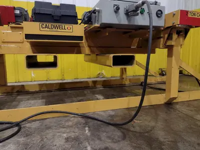 4,000 LBS CALDWELL BATTERY POWERED PORTABLE & ADJUSTABLE SHEET LIFTER: YOBRO #24914