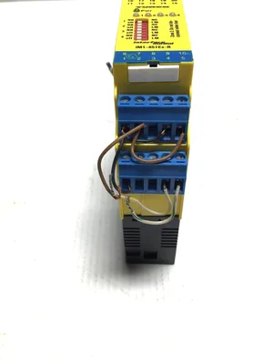Turck IM1–451Ex-R Switching Amplifier 1-10 Instrinsically Safe Inputs