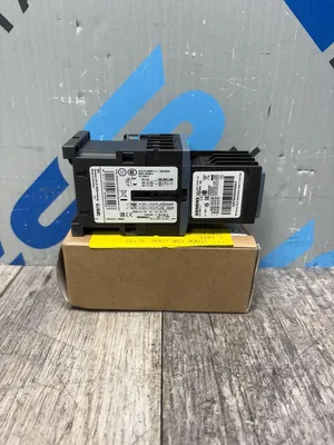 SIEMENS 3RH2262-1BB40 Electrical/PLC/Automation | ESS Industrial Equipment Sales (5)