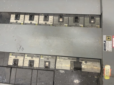 USED SQUARE D /CAT. NO: 45-15609-30