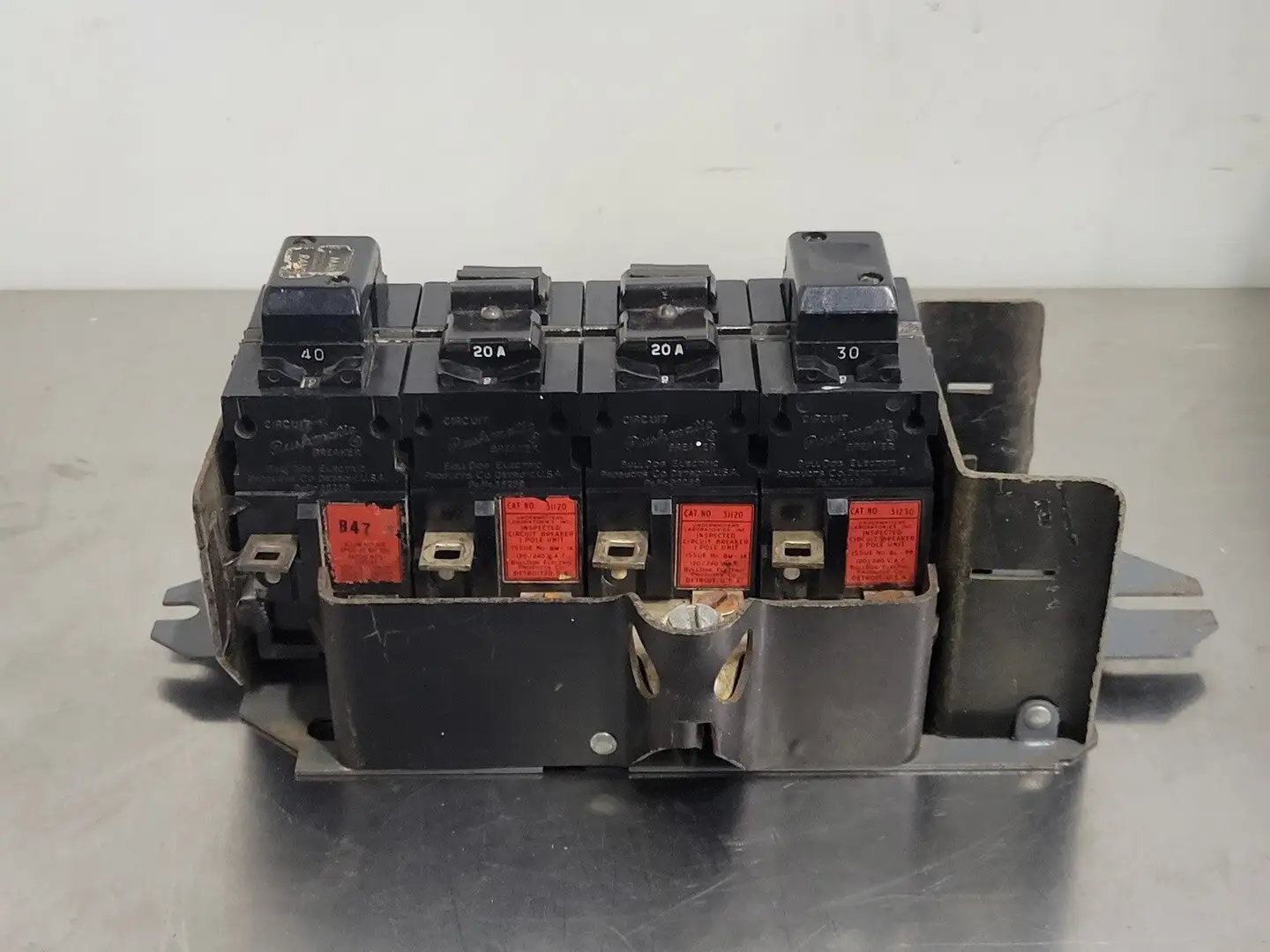 100 Amp. 120/240 volts Circuit Breaker