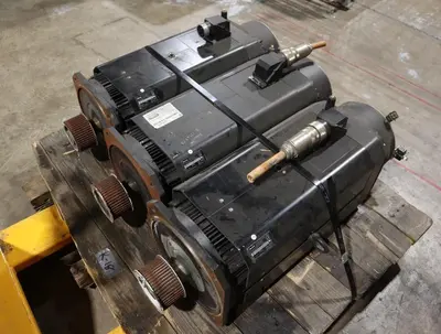 Rexroth R911309840 Servo 3ph Induction Motor MAD160C-0100-SA-M0-BQ0-35-V1 #HP152