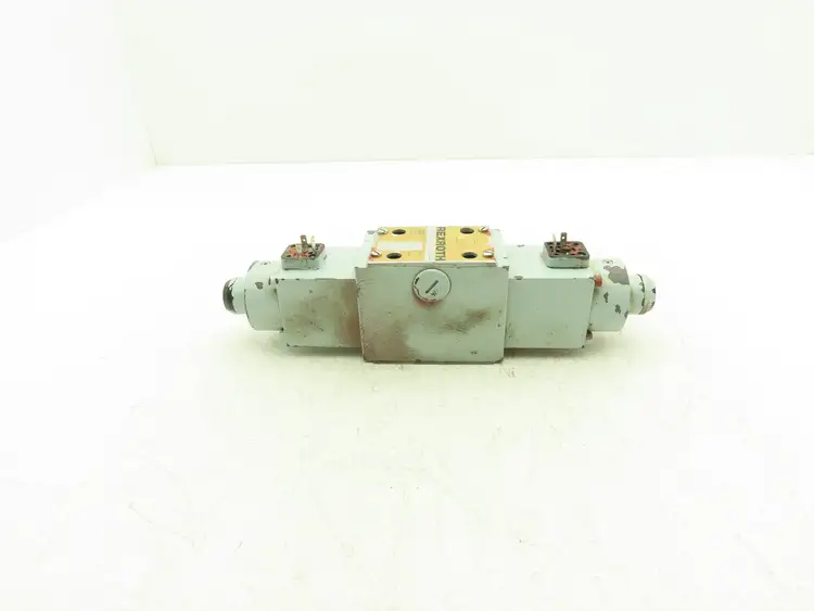 Used MANNESMANN REXROTH _UNKNOWN_ Valves/Fittings | Arrow Industrial #612983