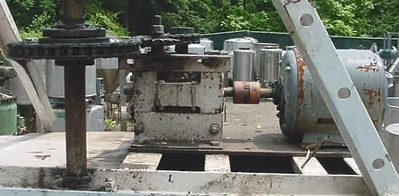 USED 750 GALLON OPEN TOP MIXING TANK OPEN TOP TANK