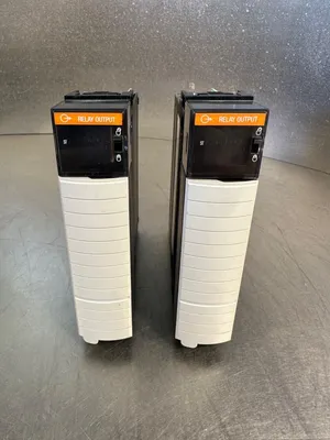 Allen Bradley Digital Relay Module 1756-OX8I /A (3C-31)