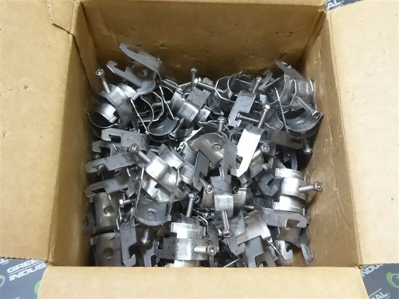 Box of 100 Cooper BP100SS Stainless Steel B-Line P Clamps .810" to 1.100" New NIB