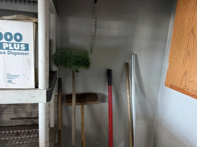 Used _UNKNOWN_ _UNKNOWN_ Janitorial Equipment Indiana US | Miedema Asset Management Group #1414945