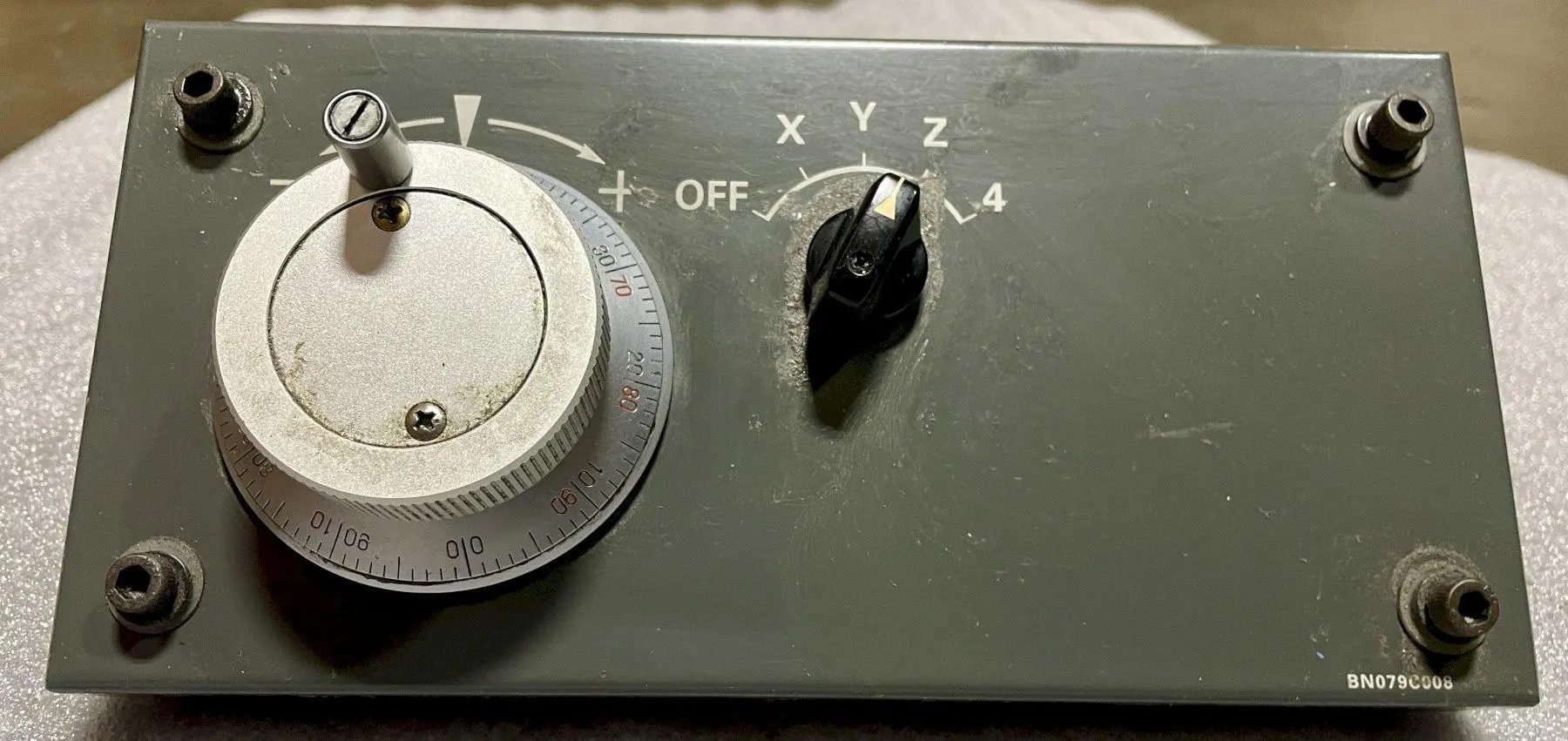 USED 1990 Mitsubishi YZ118A-3