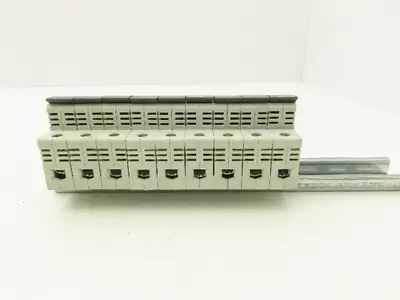 Italweber 2303038 BCH 3x38 Fuse Holder 3-Pole 32A 600V 18-8AWG 10x38 Lot of 3