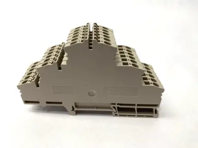 | Weidmuller ZDLD 2.5-2N Multi Tier Modular Terminal Block 1782300000 LOT OF 6 - Used