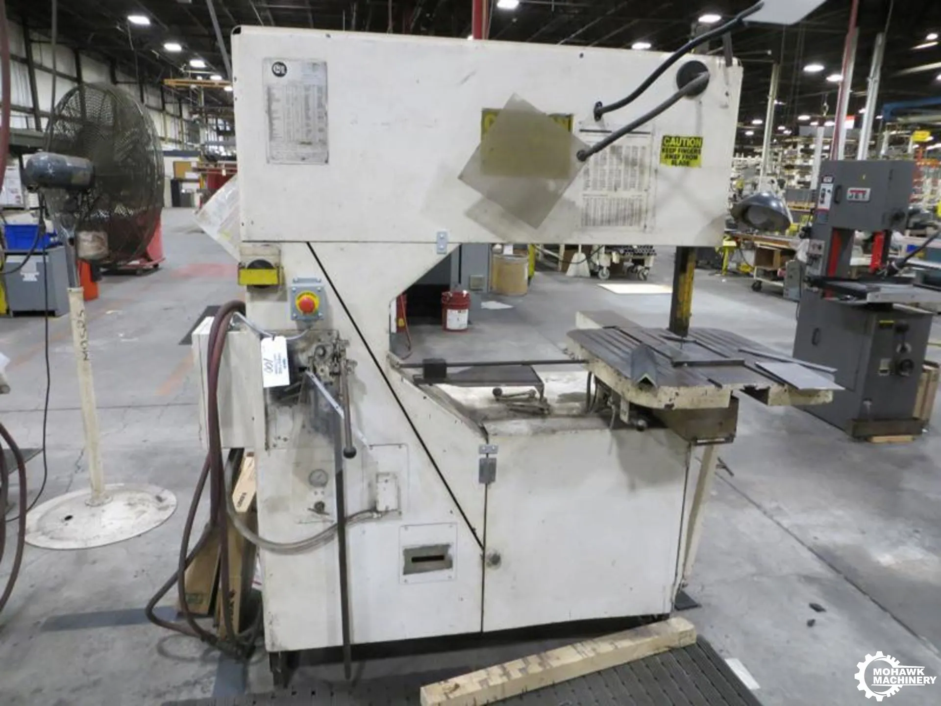 36" x 12" GROB "4V-36" VERTICAL BAND SAW w/AIR-HYDRAULIC TABLE FEED & BLADE WELDER