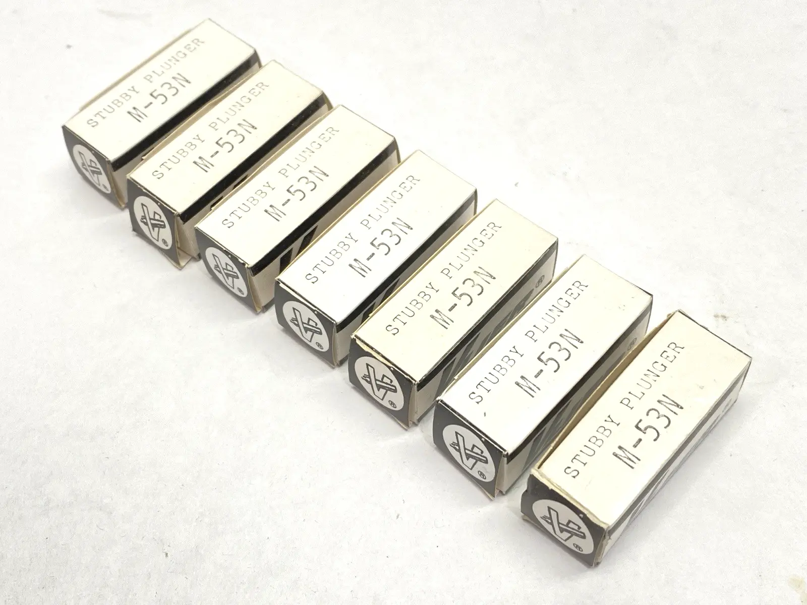 M-53N | Vlier  Stubby Spring Plunger LOT OF 7 - New – Open box