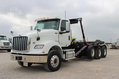 New | in-Stock 2026 INTERNATIONAL HX Rolloff Trucks Texas US | Roll Off Truck World #1491815