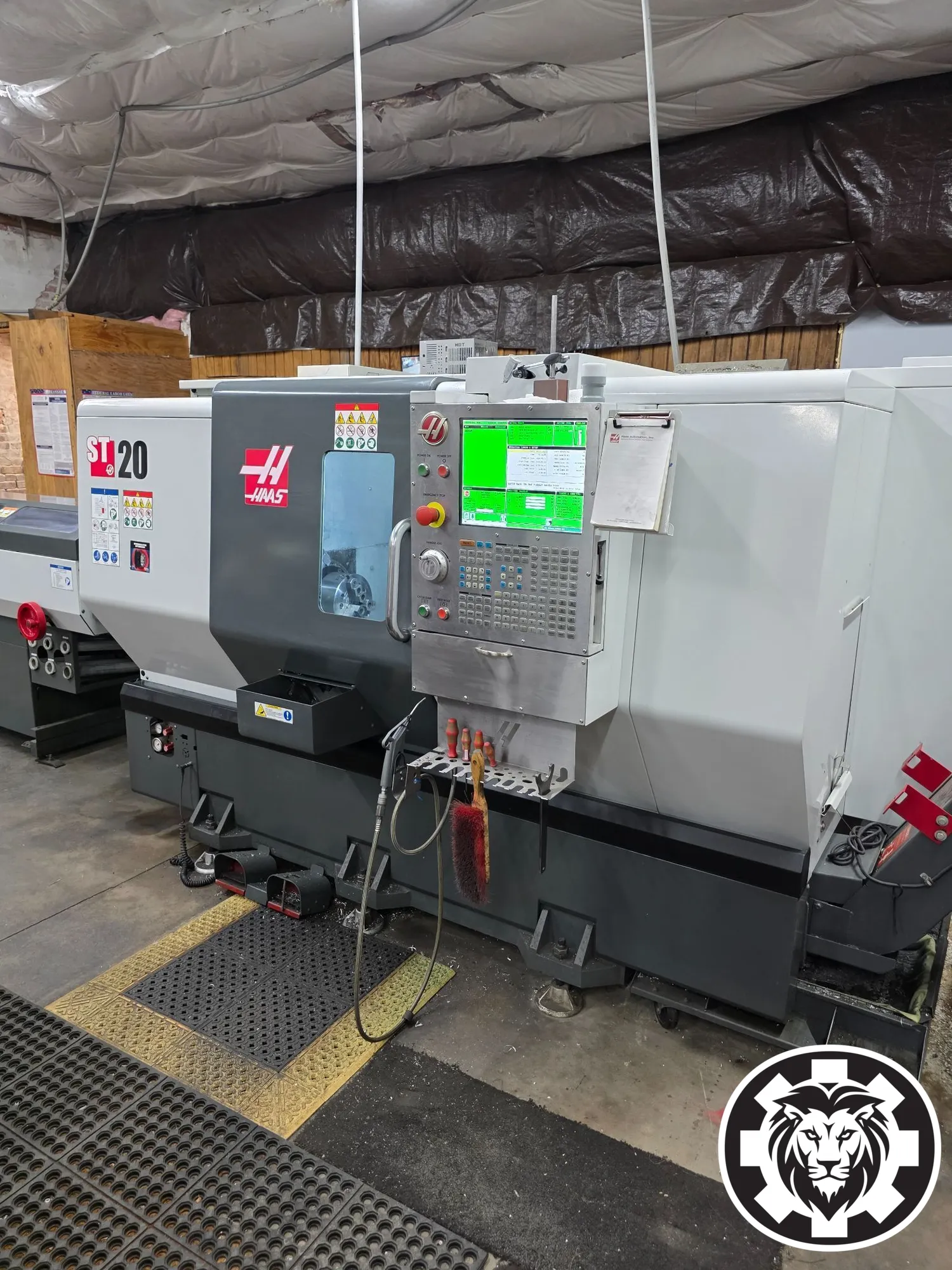 Haas ST-20 CNC Lathe, 2017 - Bar Feeder, Tailstock