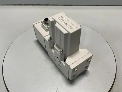 USED MOOG D661-5009