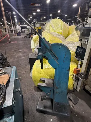 6 TON FAMCO MODEL #5R ARBOR PRESS: YOBRO #24691