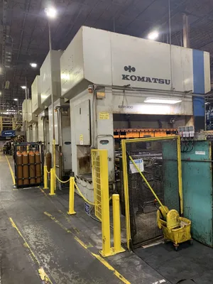 USED 1985 KOMATSU PRESSES KOMATSU E2P-300 PRESS