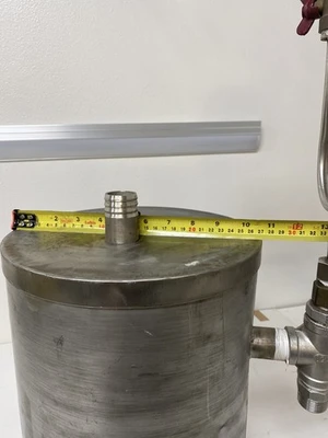Stainless Steel OilLess Vacuum Pump Expansion Tank 13-3/4” Tall 10-3/4” Diameter