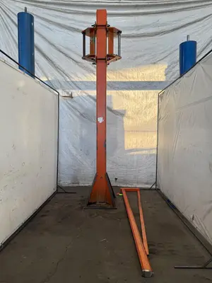 9'6" X 1/4 TON JIB CRANE. STOCK # 1004025.